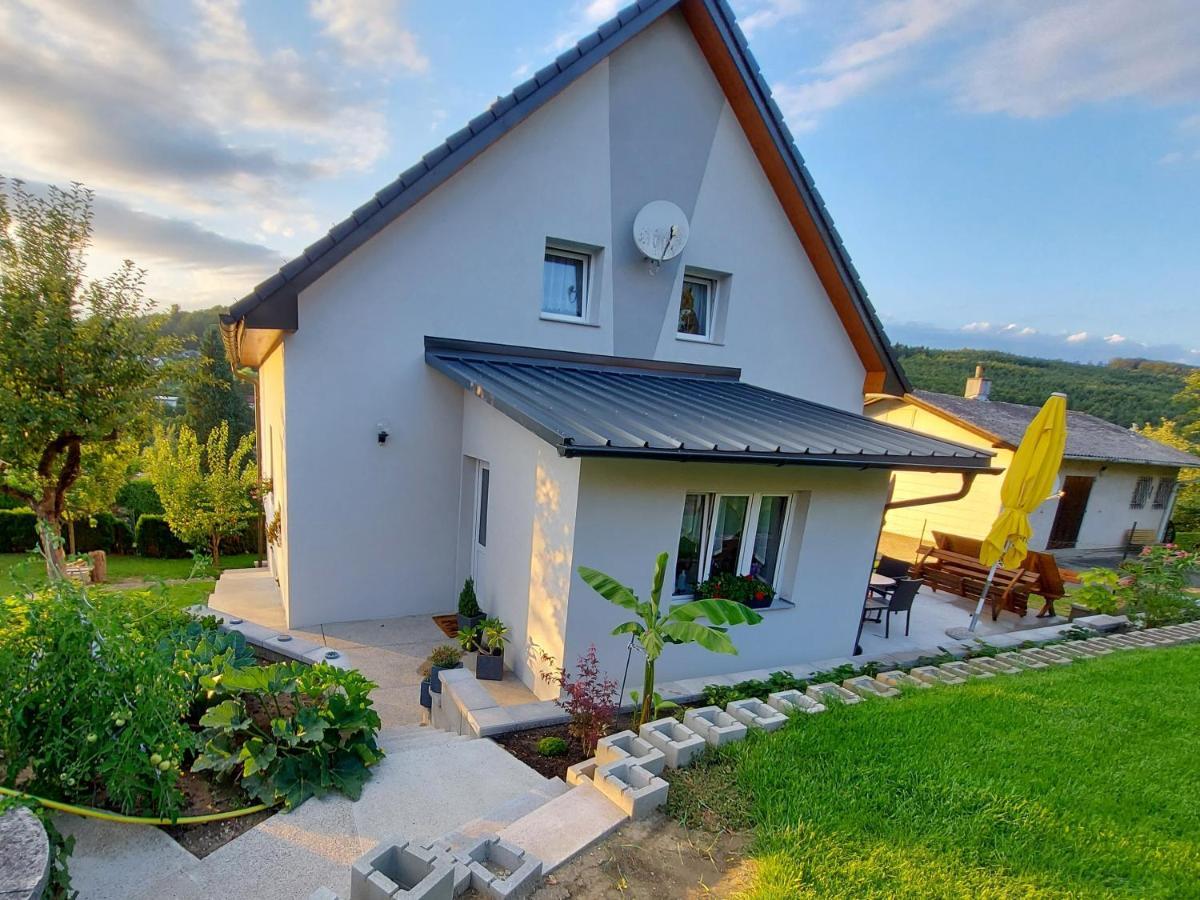 Privatzimmer Roland Hutten Exterior photo